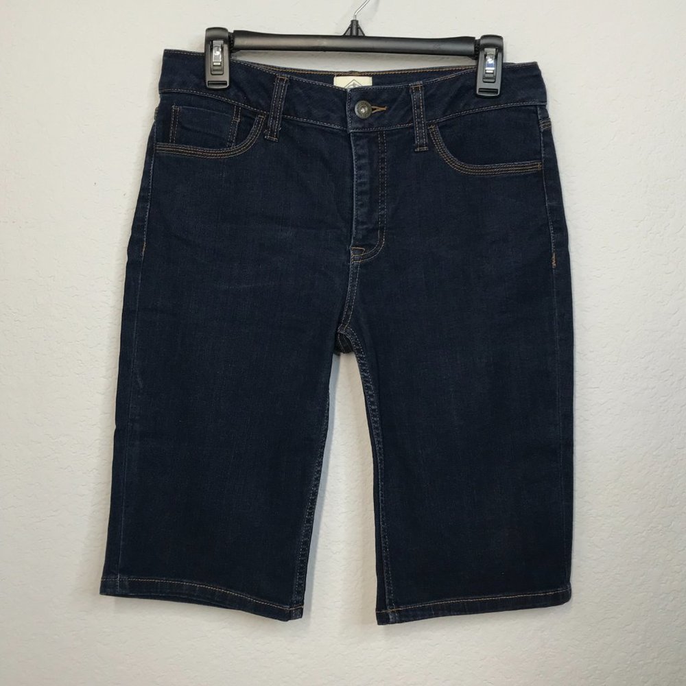St. John's Bay Denim Bermuda Shorts | Dark Wash | Size 6 - Picture 2 of 8
